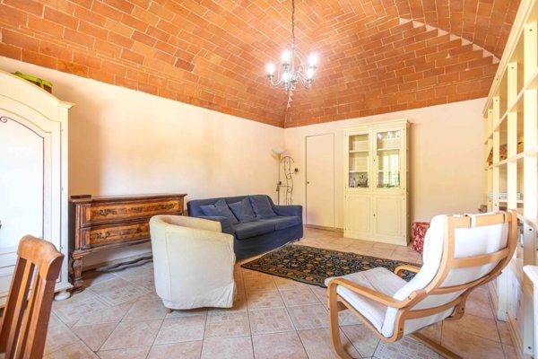 casa indipendente in vendita a Cascina in zona Musigliano