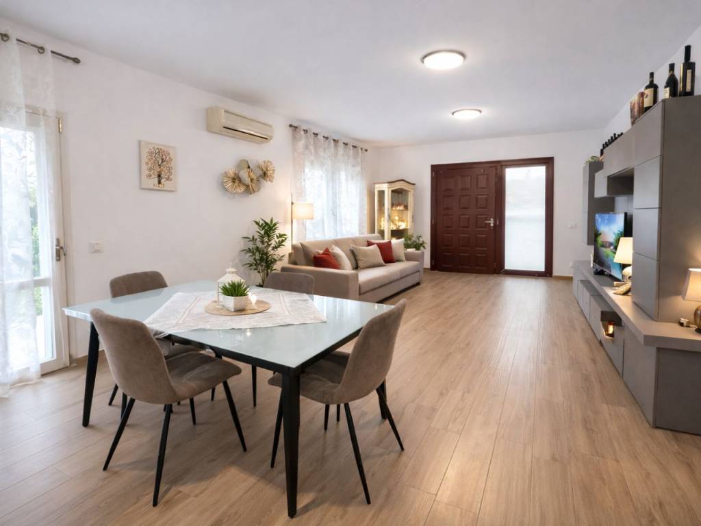 casa indipendente in vendita a Cascina in zona San Lorenzo alle Corti