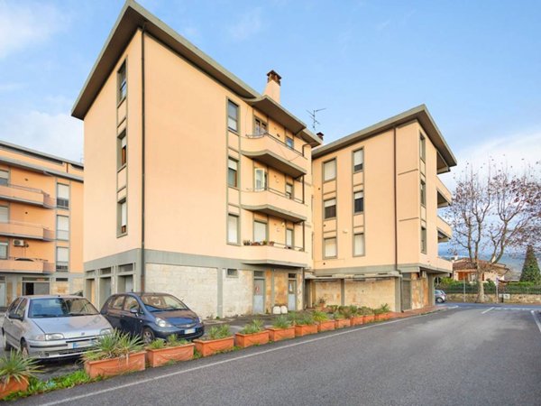 appartamento in vendita a Cascina