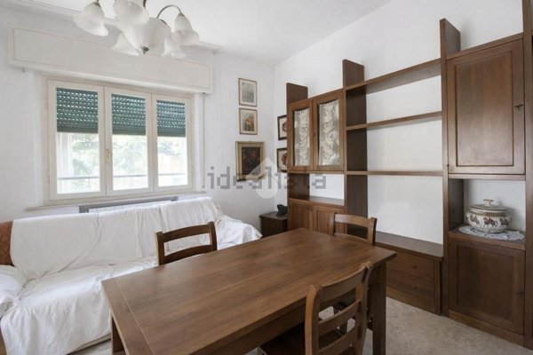 casa indipendente in vendita a Cascina in zona Latignano