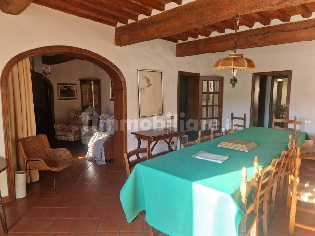 casa indipendente in vendita a Cascina in zona Navacchio