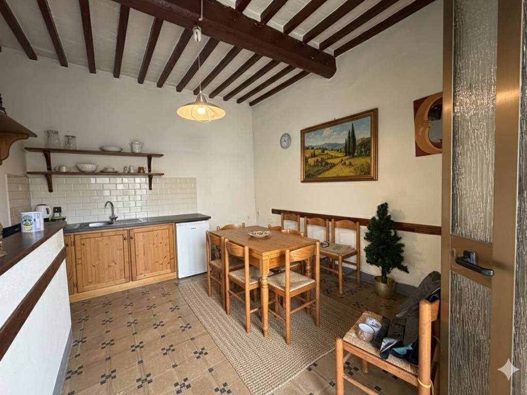 casa indipendente in vendita a Cascina in zona Navacchio