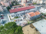casale in vendita a Cascina