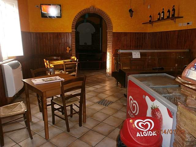 casale in vendita a Cascina in zona Latignano