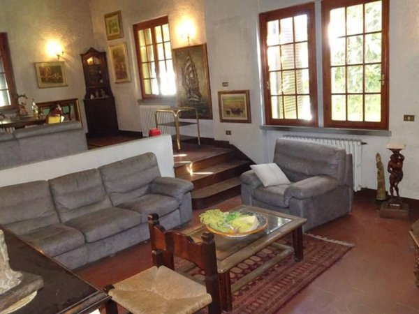 casa indipendente in vendita a Cascina