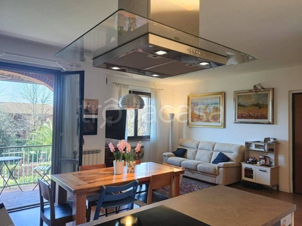 appartamento in vendita a Cascina in zona Navacchio