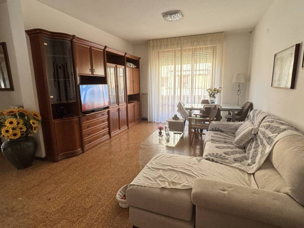 appartamento in vendita a Cascina