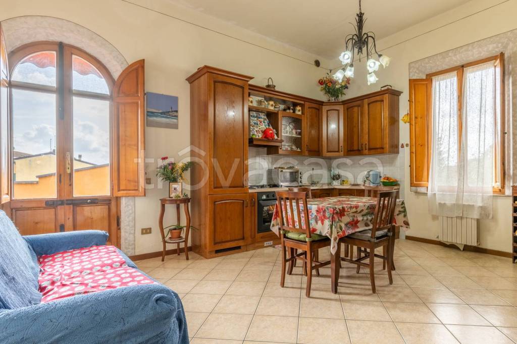 appartamento in vendita a Cascina in zona San Casciano