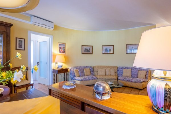 appartamento in vendita a Cascina in zona Marciana