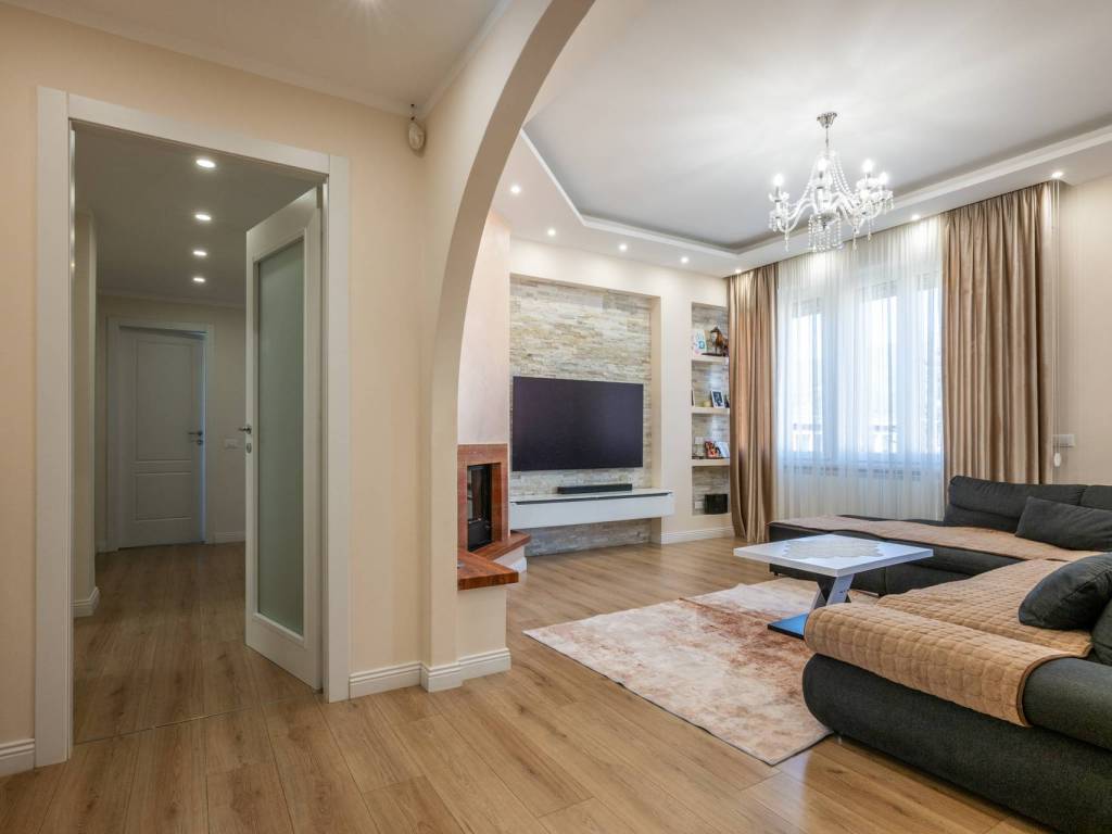 appartamento in vendita a Cascina