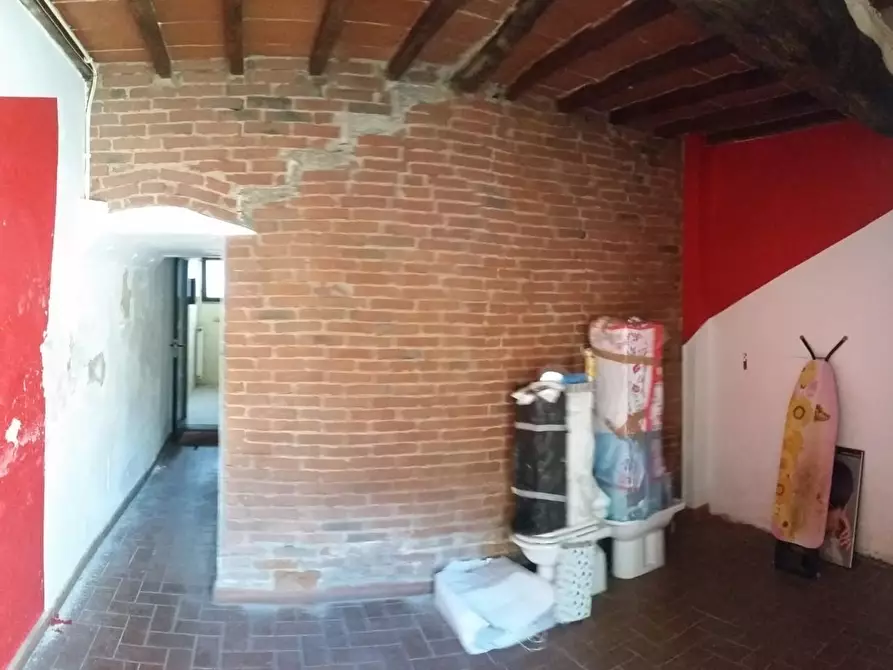 casale in vendita a Cascina