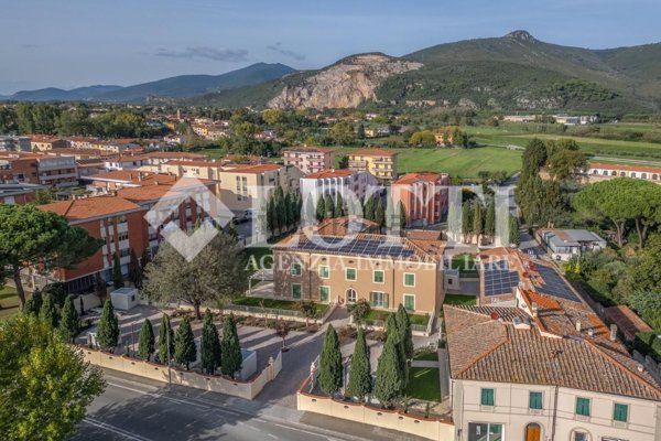 appartamento in vendita a Cascina