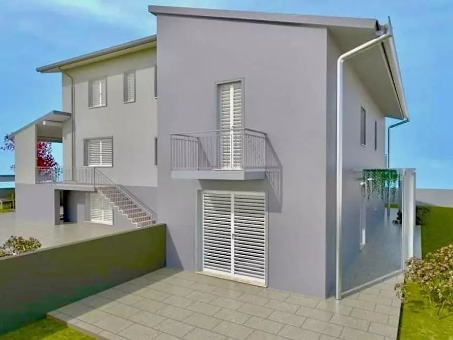 casa indipendente in vendita a Cascina