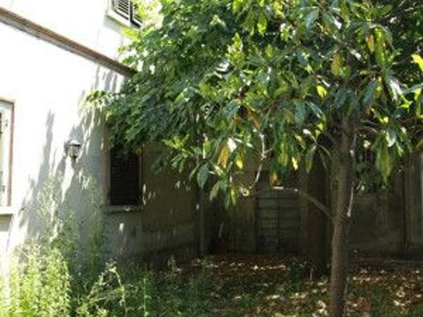 casa indipendente in vendita a Cascina