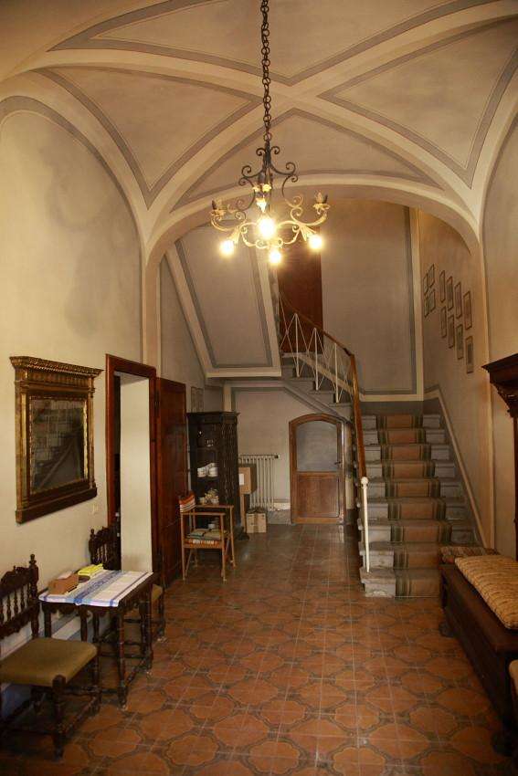 casa indipendente in vendita a Cascina in zona Latignano