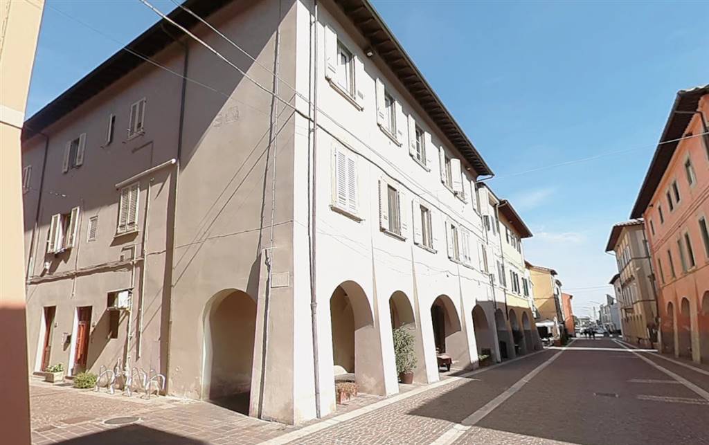 appartamento in vendita a Cascina