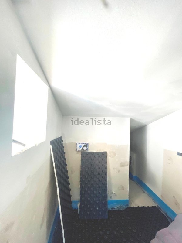 casa indipendente in vendita a Cascina