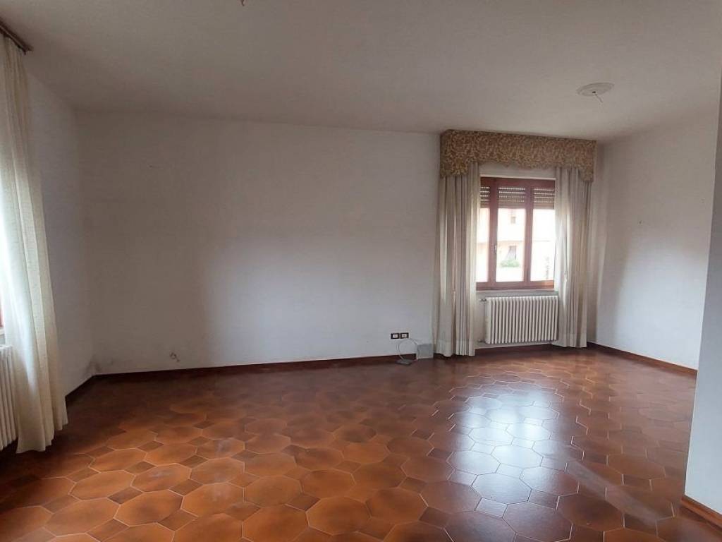 casa indipendente in vendita a Cascina in zona Navacchio