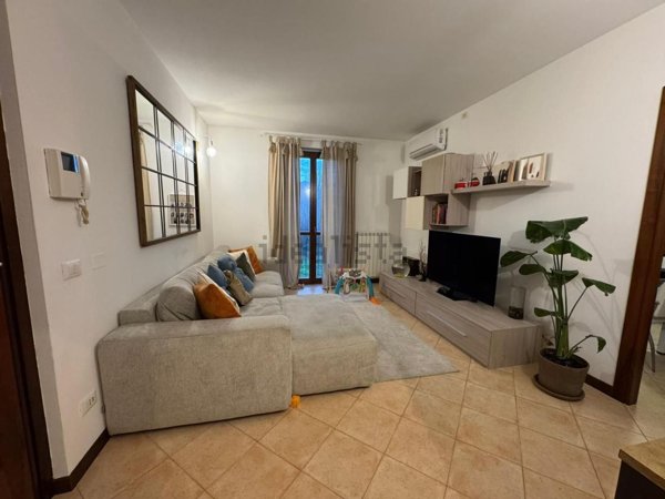 appartamento in vendita a Cascina in zona San Lorenzo alle Corti