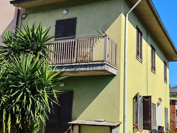 appartamento in vendita a Cascina