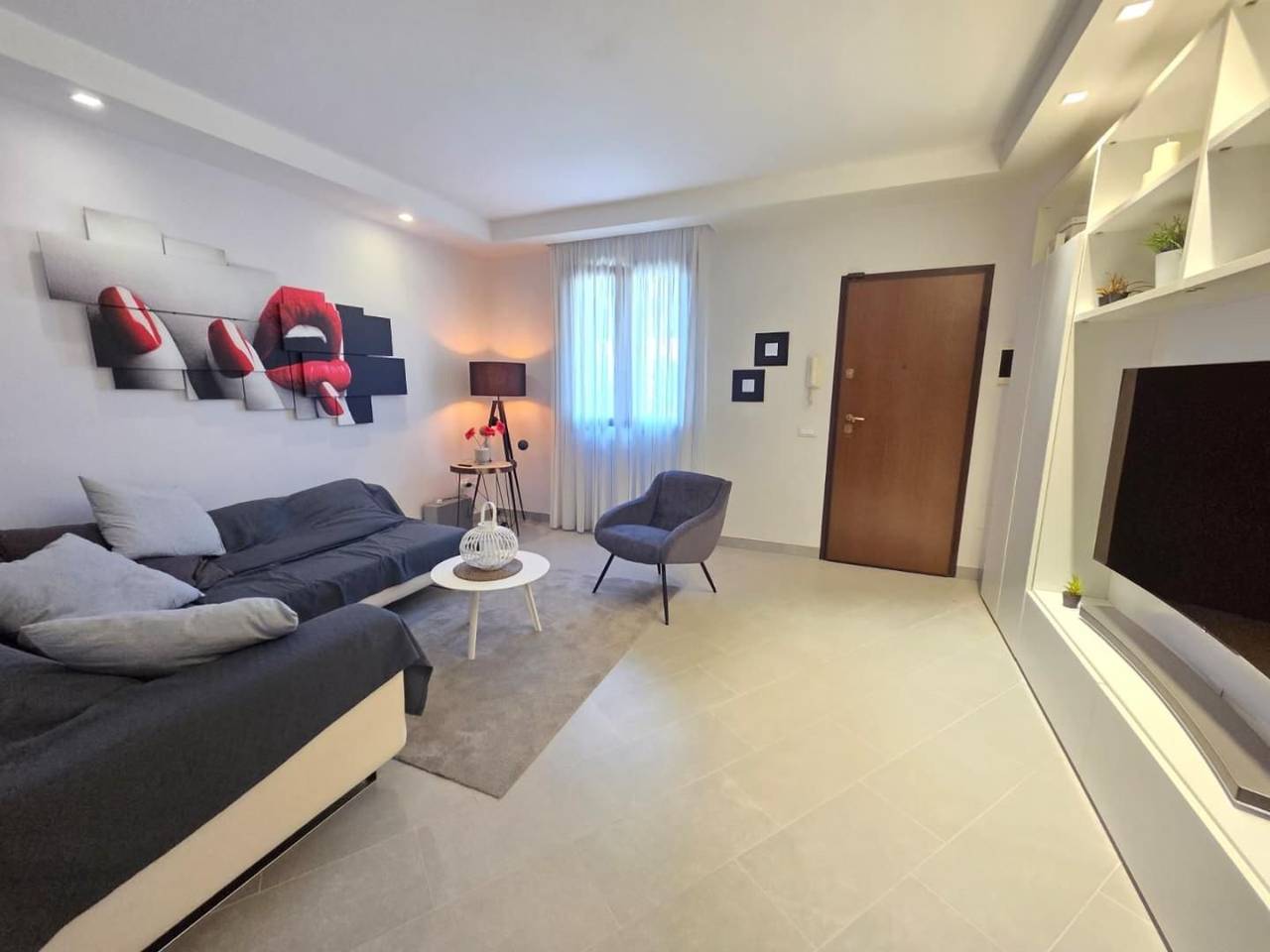 casa indipendente in vendita a Cascina