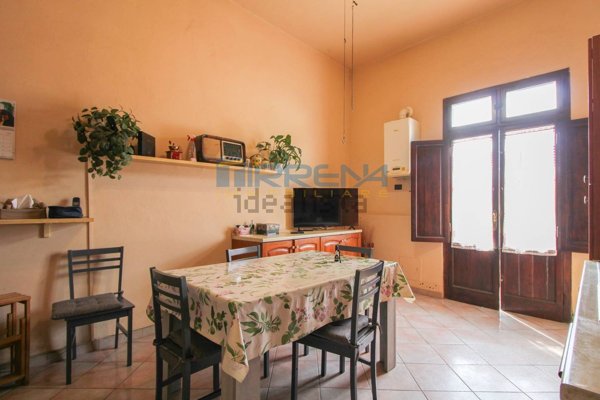 casa indipendente in vendita a Cascina in zona Navacchio