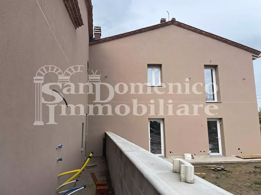 casa indipendente in vendita a Cascina in zona San Giorgio