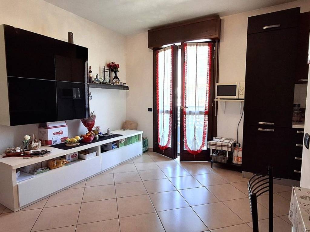 appartamento in vendita a Cascina