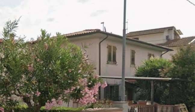 casa indipendente in vendita a Cascina