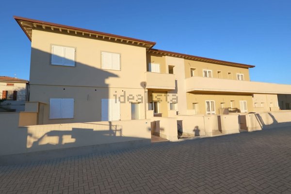 casa indipendente in vendita a Cascina