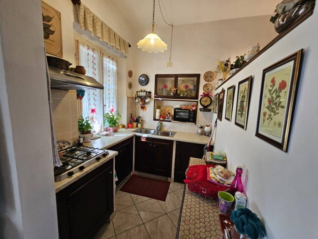appartamento in vendita a Cascina in zona Titignano