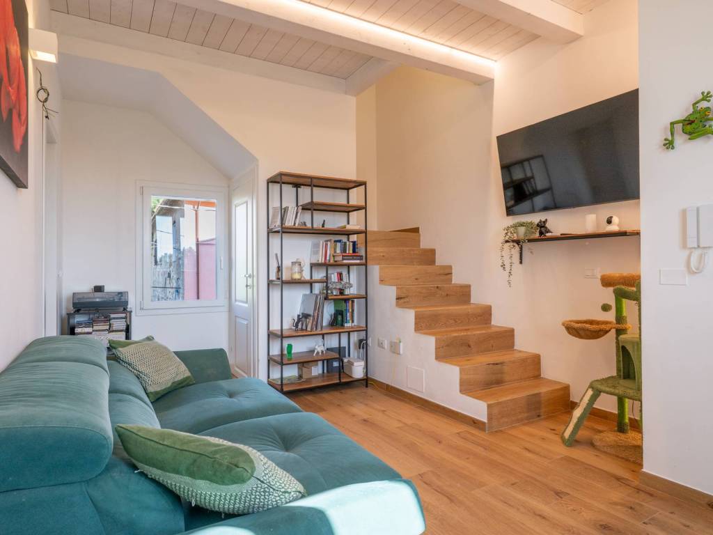 appartamento in vendita a Cascina