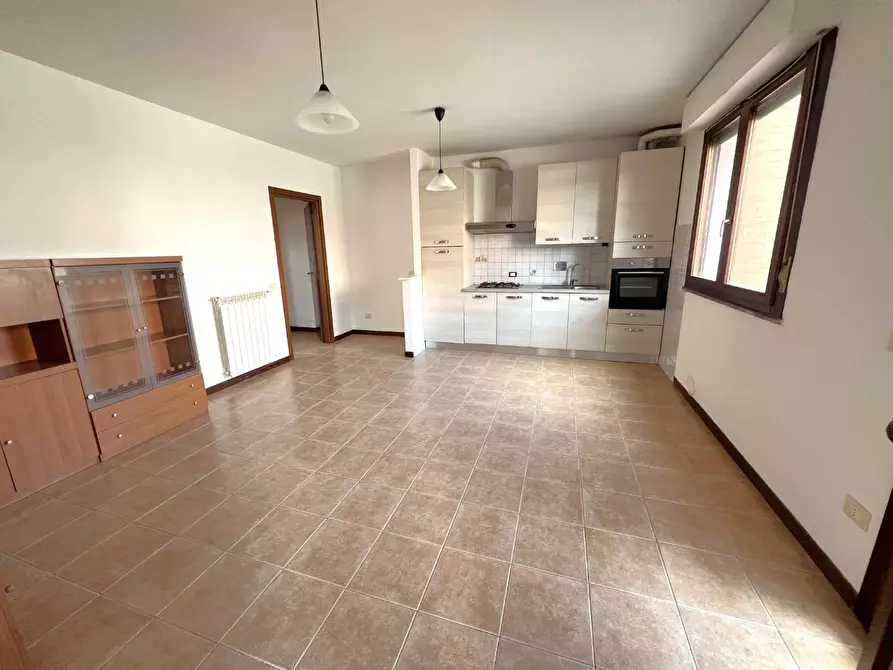 appartamento in vendita a Cascina in zona Visignano