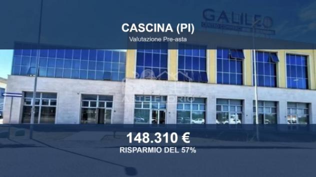 casale in vendita a Cascina