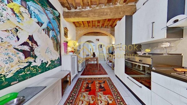 casa indipendente in vendita a Cascina in zona San Casciano