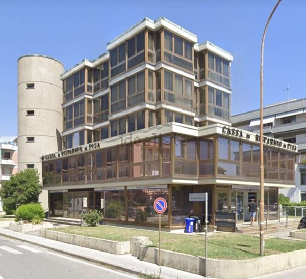casale in vendita a Cascina