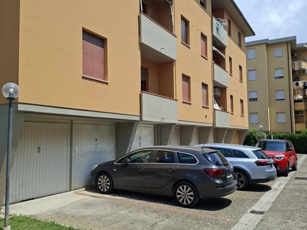 appartamento in vendita a Cascina in zona Marciana