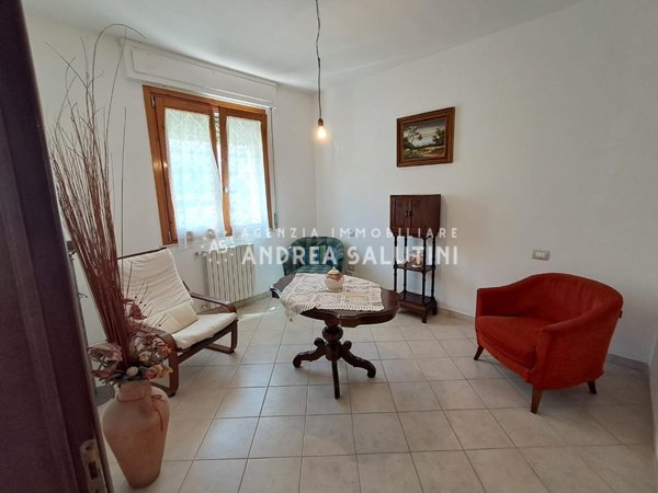 casa indipendente in vendita a Cascina