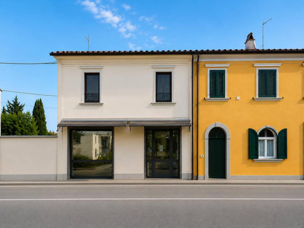casa indipendente in vendita a Cascina in zona Titignano