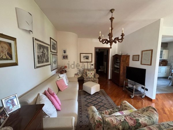 appartamento in vendita a Cascina