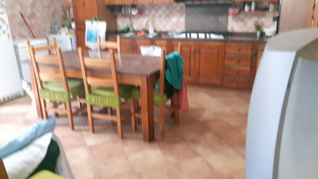 casa indipendente in vendita a Cascina in zona Casciavola