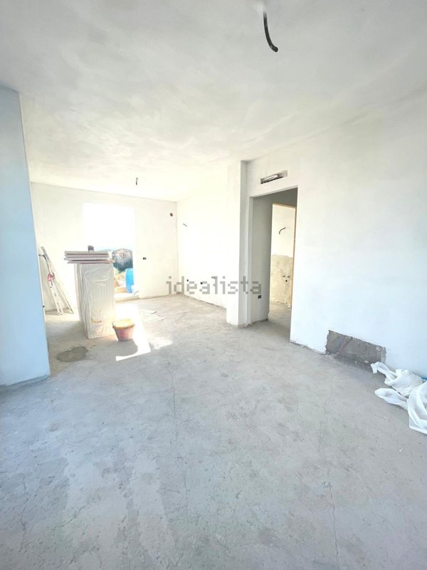 casa indipendente in vendita a Cascina in zona Laiano