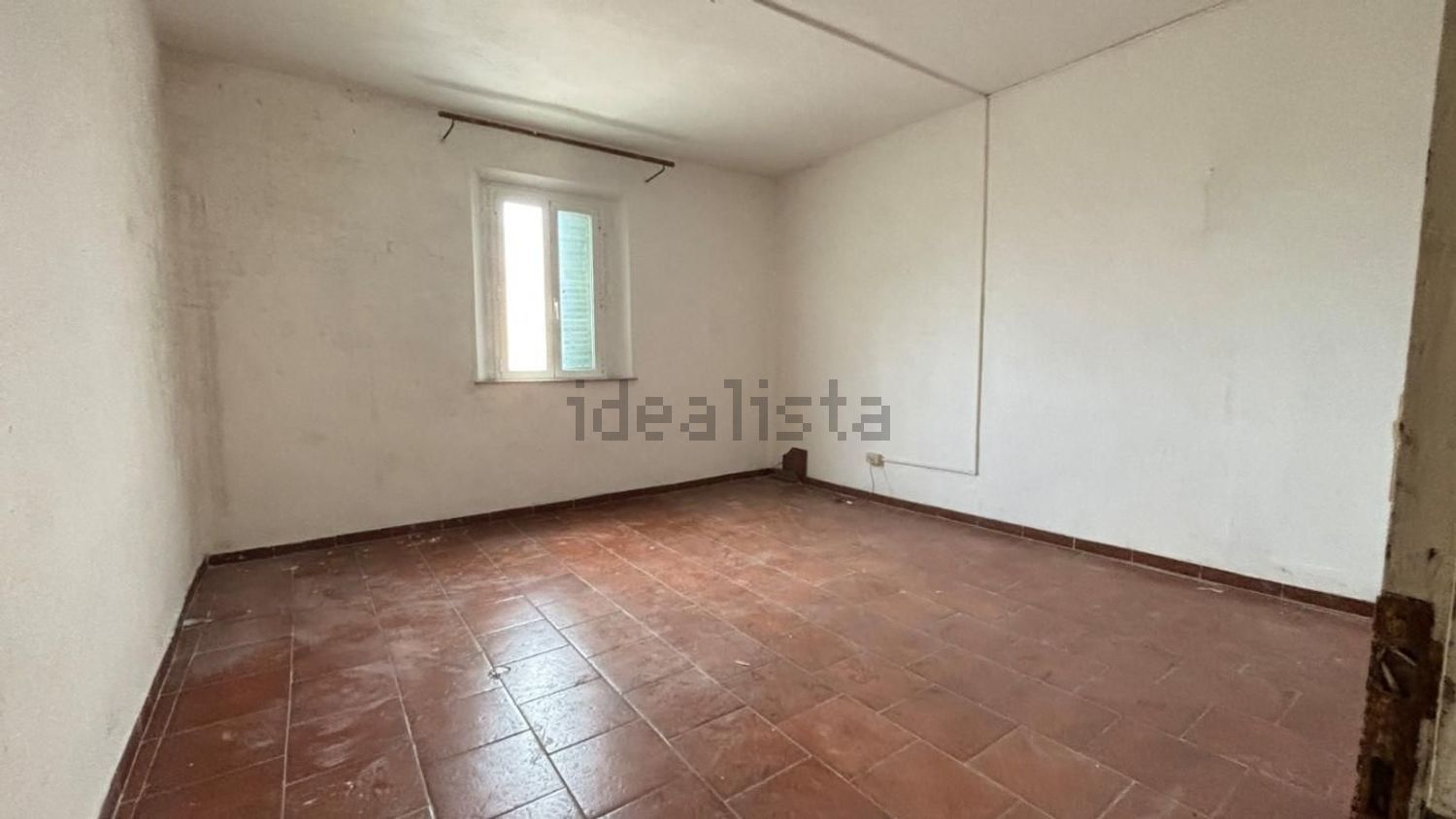 casa indipendente in vendita a Cascina in zona Marciana