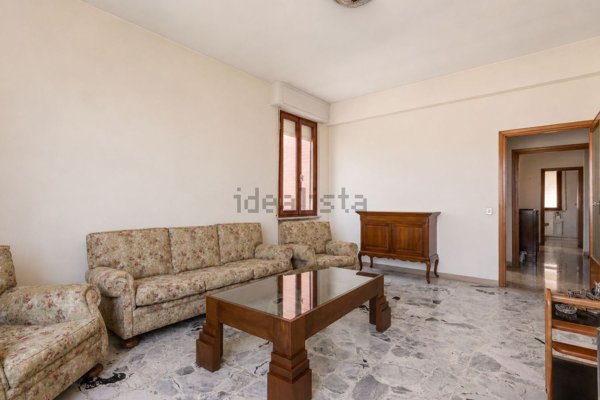 appartamento in vendita a Cascina in zona Marciana