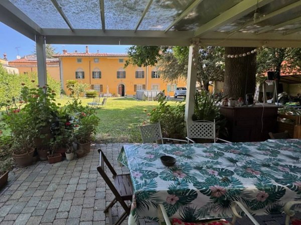 casa indipendente in vendita a Cascina in zona San Frediano a Settimo