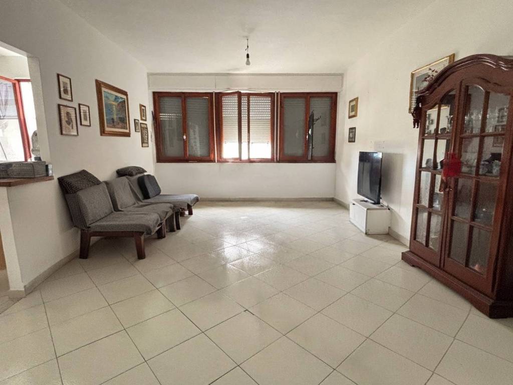 appartamento in vendita a Cascina in zona Marciana