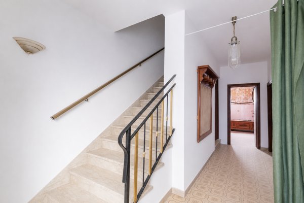 appartamento in vendita a Cascina in zona Marciana