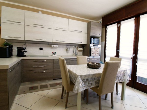 appartamento in vendita a Cascina in zona Marciana