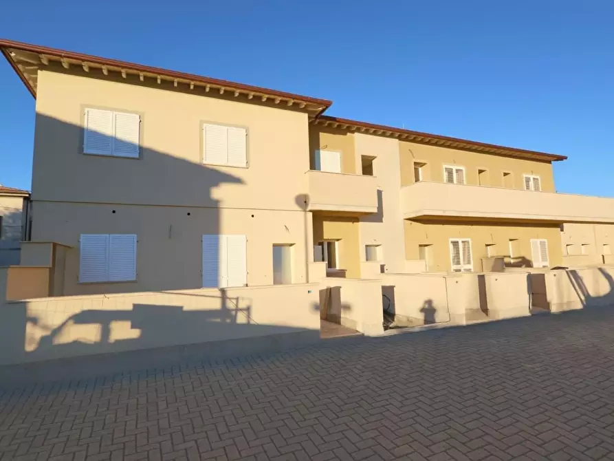 casale in vendita a Cascina in zona Marciana