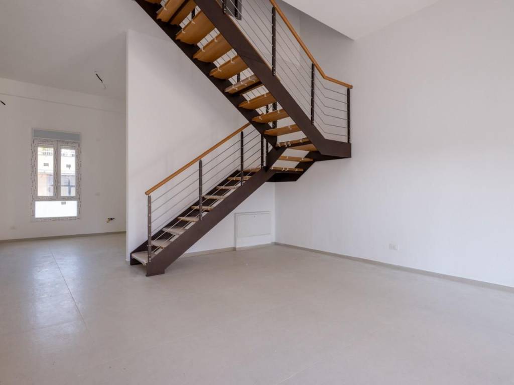 casa indipendente in vendita a Cascina in zona Marciana